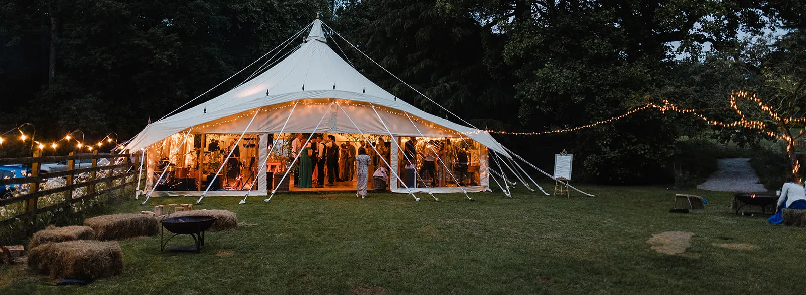 to add beauty & atmosphere to your event